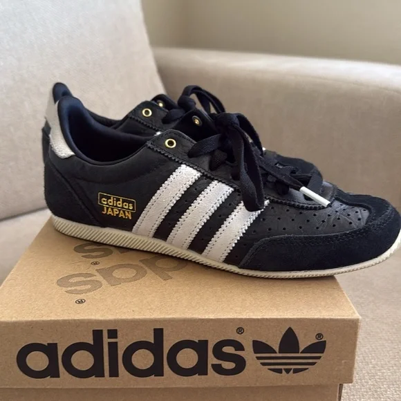 Adidas Originals Japan sneakers in black - Picture 5 of 6